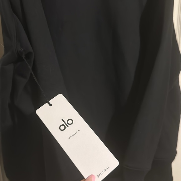 NWT Alo yoga refresh pullover Large with pockets - Picture 6 of 6